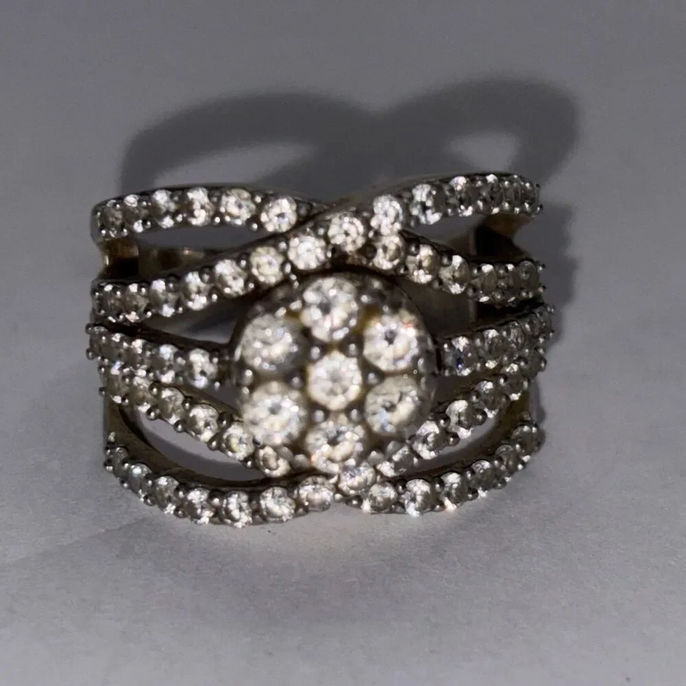 sjd Sterling Silver  925 cluster Ring cocktail Cubic Zirconia Size 8
